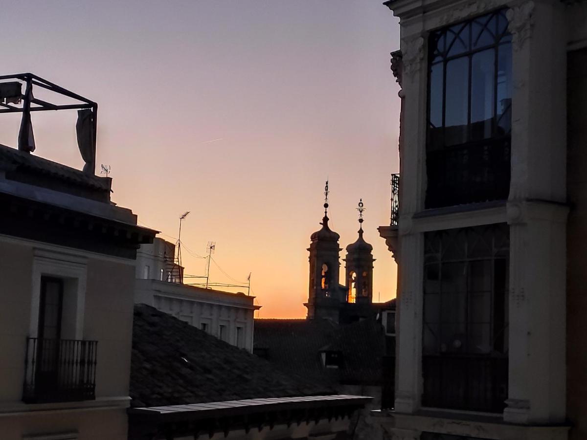 Nuevo Elegante Piso Vintage En Plena Plaza Mayor Madryt Zewnętrze zdjęcie